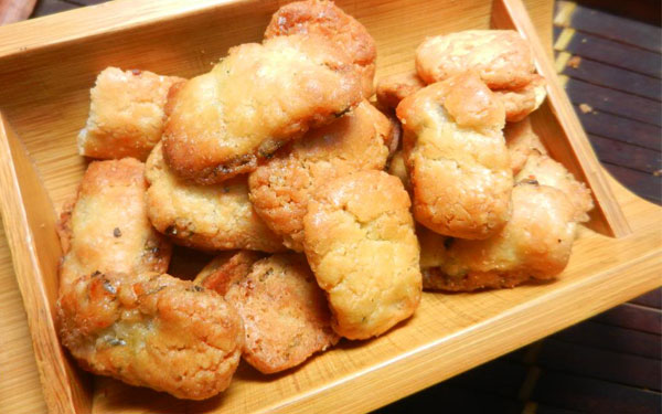 Bánh chả Hà Nội - Đặc sản miền Bắc
